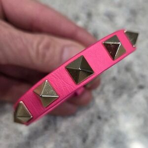 Valentino Garavani Rockstud Pink Rockstud Leather Bracelet Made in Italy